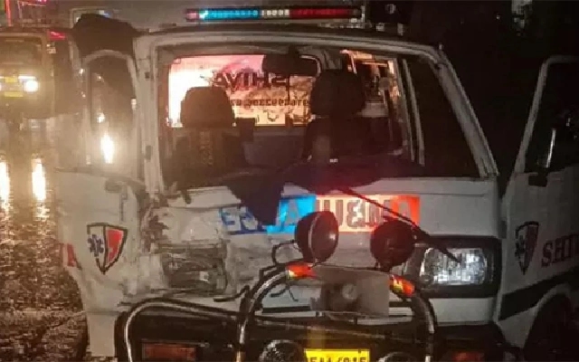 Infant Injured in Ambulance Collision in Puttur Taluk - News Karnataka