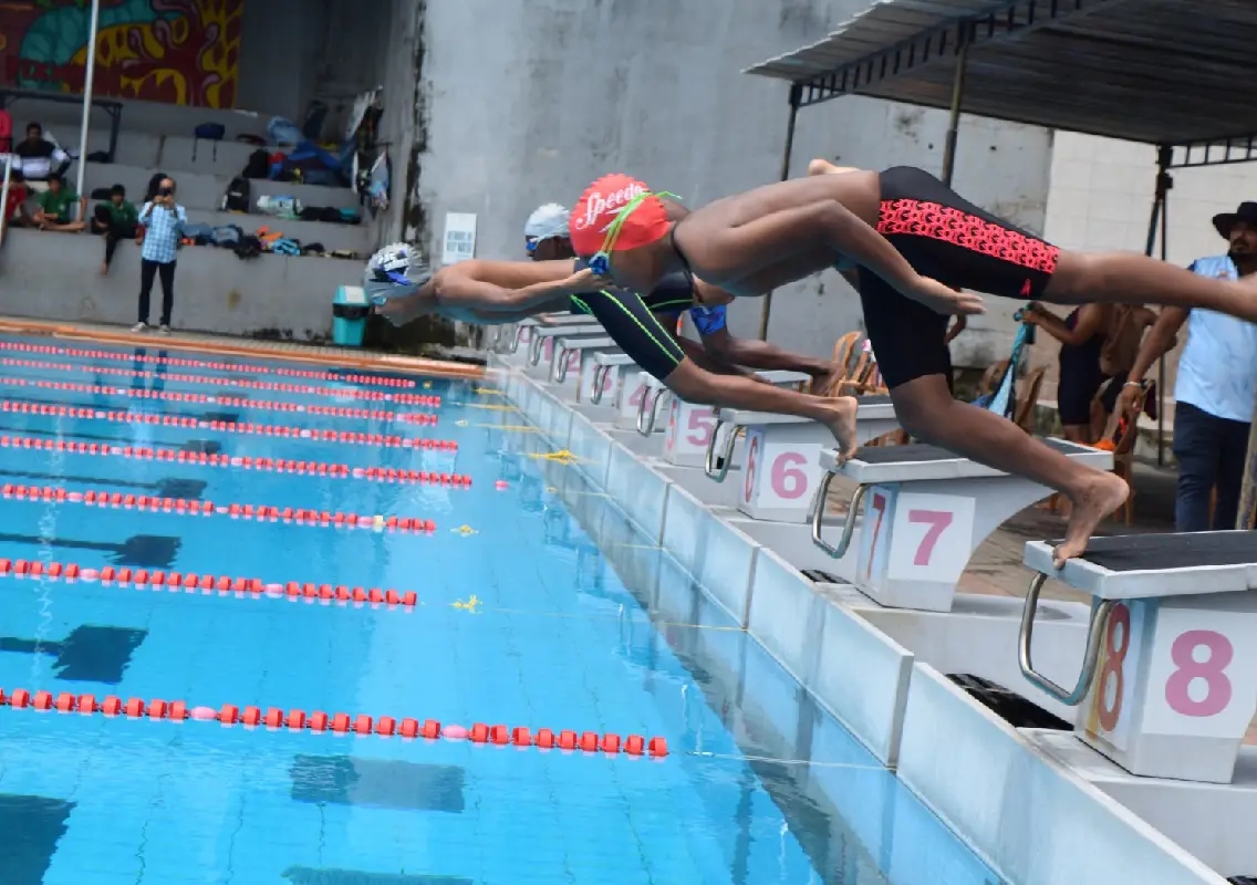 District Level Swimming Competition at St. Aloysius College - News Karnataka
