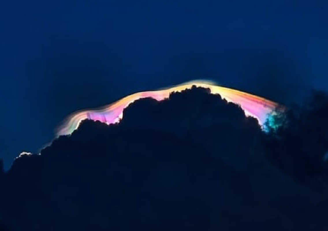 Bengaluru Sky Transformed by Spectacular Comet, Sparks Social Media Buzz - News Karnataka
