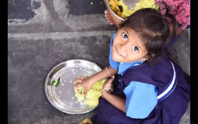 Dharwad Schools Struggle to Implement Egg Nutrition Initiative Due to Lack of Resources - News Karnataka