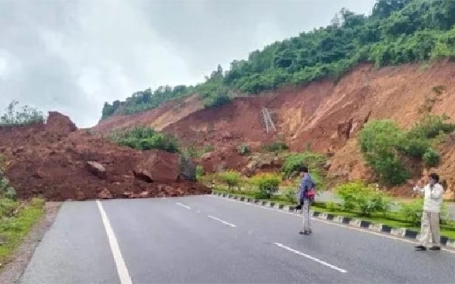 Chikkamagaluru District Administration Focuses on Development in Naxal-Affected Villages - News Karnataka