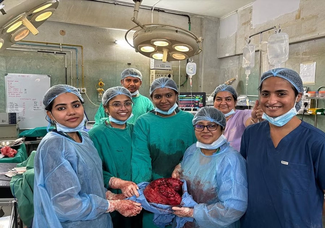Successful Delivery Despite Complex Fibroid Case at Vanivilas Hospital - News Karnataka