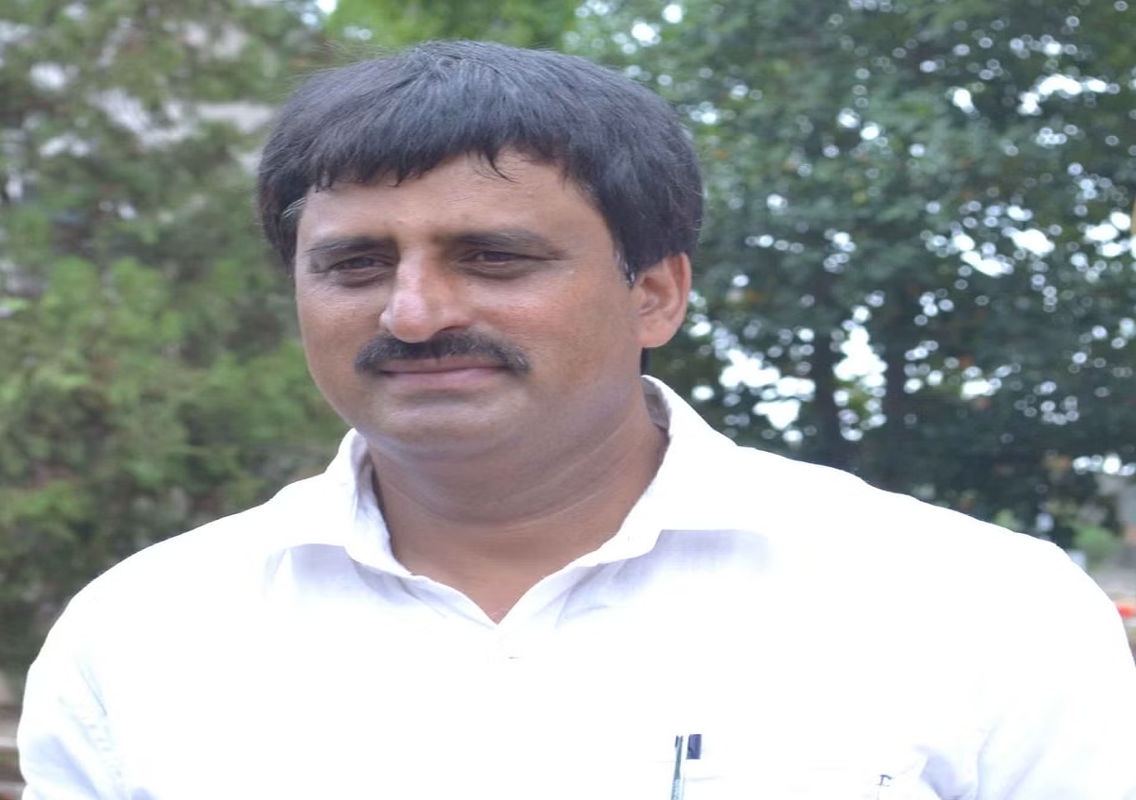 Political Drama Unfolds in Channapatna By-election: C.P. Yogeshwar's Dilemma - News Karnataka