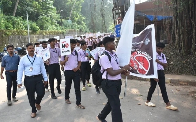 Mangaluru Students Unite for Anti-Drug Walkathon - News Karnataka