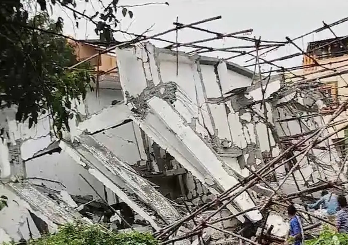 Building Collapse in Bengaluru Amid Heavy Rain; Rescue Operations Underway - News Karnataka