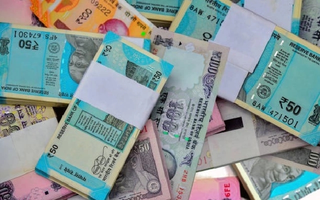 Karnataka Faces Rs 12,000 Crore Revenue Deficit - News Karnataka