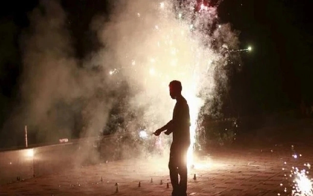 Tamil Nadu Sees Reduction in Fire Accidents During Deepavali - News Karnataka