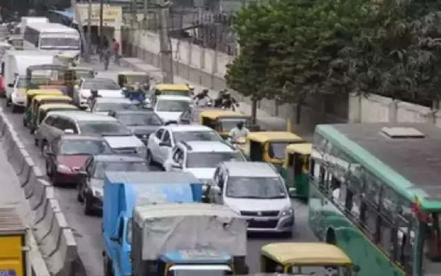 Bengaluru Police Urge IT Workers to Adopt Public Transport for a Greener City - News Karnataka