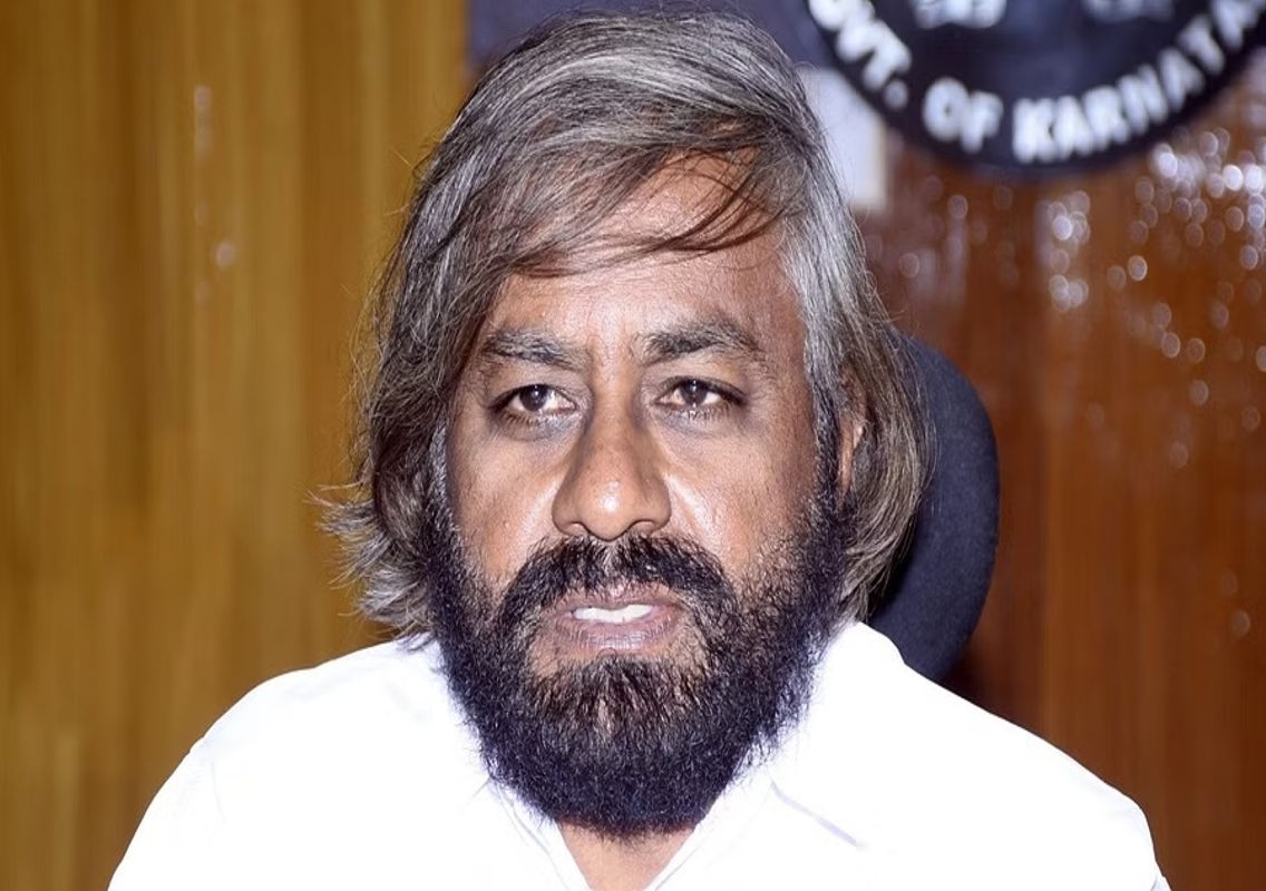 Forest Department Issues Notices to IFS Officers Over HMT Land Denotification Plea - News Karnataka
