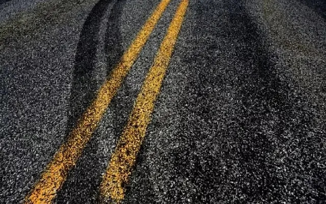 Tragic Accident Claims Life of Two-Year-Old on Bengaluru's Bannerghatta Road - News Karnataka