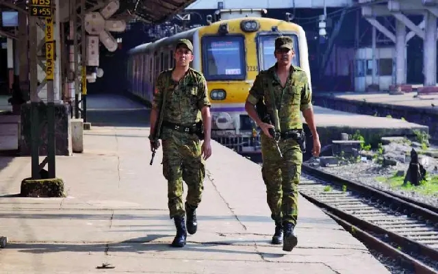 RPF Rescues 294 Children in Bengaluru, Combatting Child Exploitation - News Karnataka