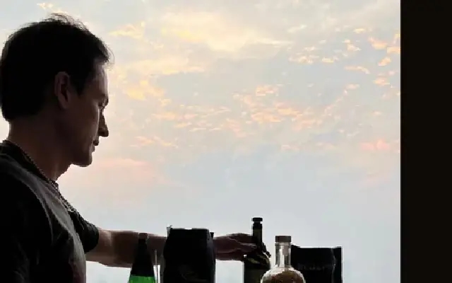 Bryan discovers Bengaluru’s clean air luxury while promoting anti-aging book - News Karnataka