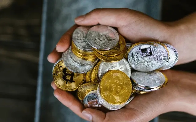 Crypto donations surge as investors seek tax breaks and charitable impact - News Karnataka