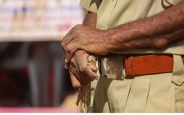 "CCB Probes ₹59 Lakh Fraud in Bengaluru Police Unit" - News Karnataka
