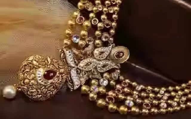 Jewellery and valuables stolen from car in Kankanady - News Karnataka