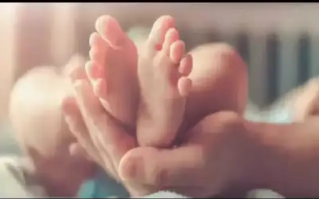 Benefits of rubbing coconut oil on babies in summer - News Karnataka