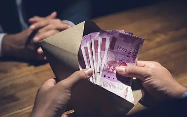 Panchayat officer sentenced to three years in bribery case - News Karnataka
