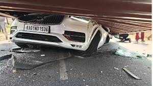 Tragic Accident Near Bengaluru: Six Lives Lost in Container Truck Collision - News Karnataka