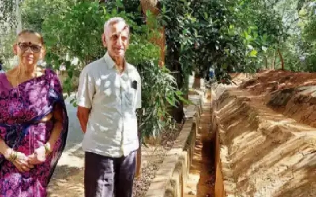 83-Year-Old’s Selfless Efforts Make HSR Layout's Road Shine for 24 Years - News Karnataka