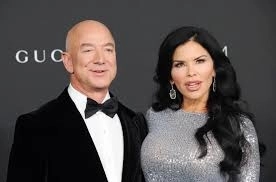 Jeff Bezos and Lauren Sanchez's Wedding Could Still Cost a Fortune, Insiders Reveal - News Karnataka
