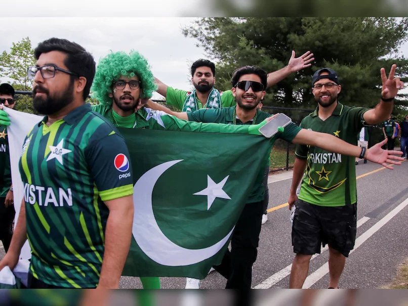 Pakistan YouTubers reportedly executed for praising India, sparking online outrage - News Karnataka