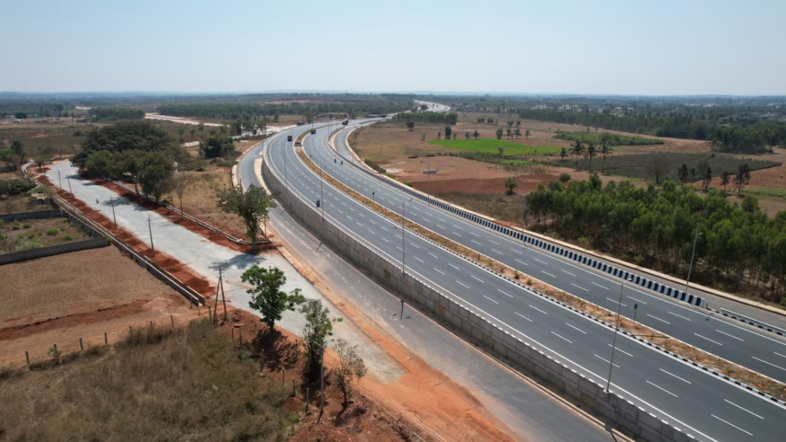 Bengaluru's Satellite Town Ring Road project gets a green signal from Nitin Gadkari - News Karnataka