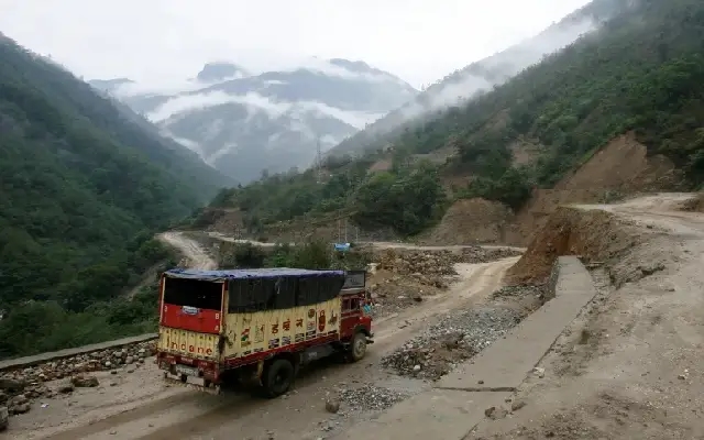 India-China Water Tensions: The Siang River and Its Impact on Indigenous Communities - News Karnataka
