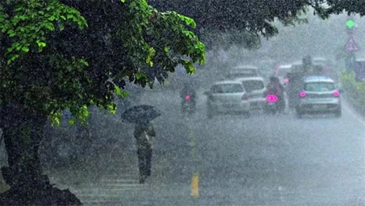 IMD Issues Yellow Alert for Coastal Karnataka, Thunderstorms and Rain Expected - News Karnataka