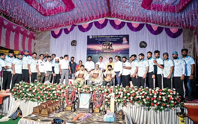 Udupi: Decent Friends Matapady Neelavara Clinch MPL Trophy - News Karnataka