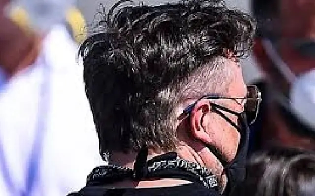 Elon Musk’s Viral Hairstyle Sparks Controversial Comparisons - News Karnataka