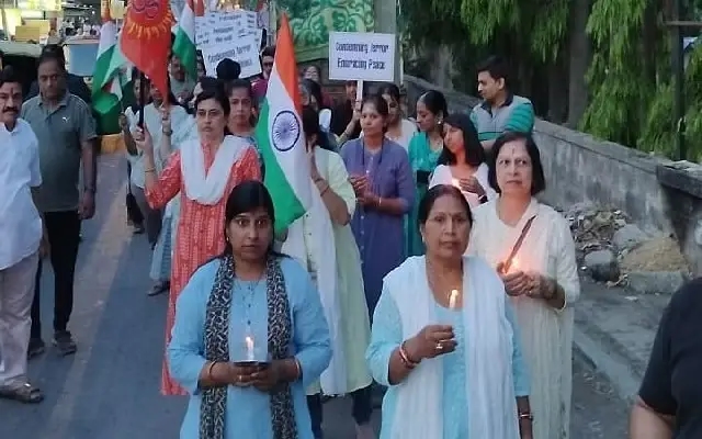 Begur Residents Hold Candlelight Vigil Against Terror, For Peace - News Karnataka