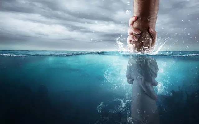 Swift Heroes of the Sea: Lifesavers Rescue Four from Drowning at Ullal Beach - News Karnataka