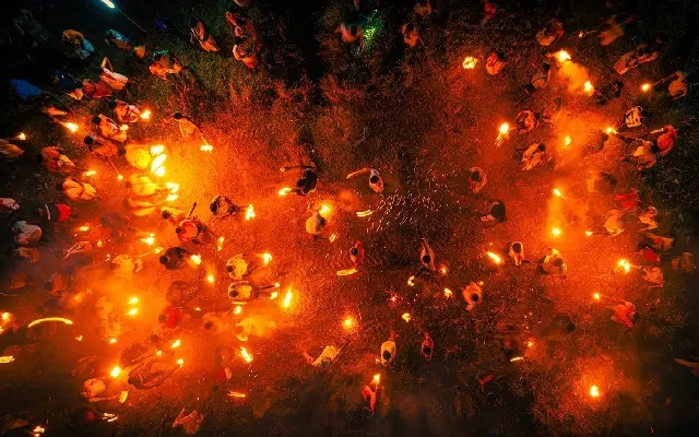 Flames of Faith: Ancient Fire Ritual Ignites Devotion at Kateel Temple - News Karnataka