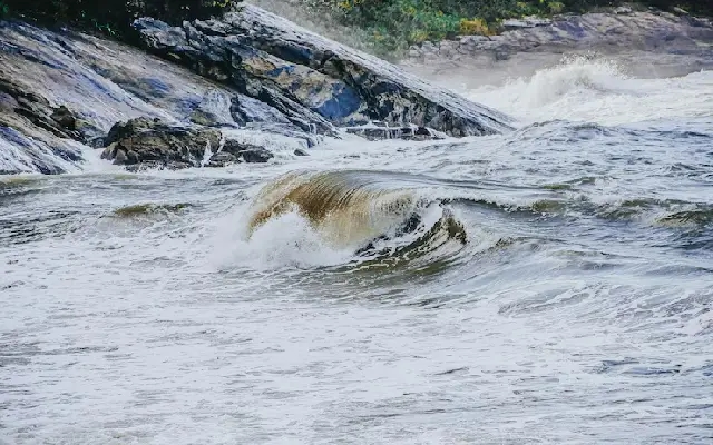 Kodagu Lashed by Rains: Cauvery Swells, Red Alert Issued, Tourist Entry Restricted - News Karnataka