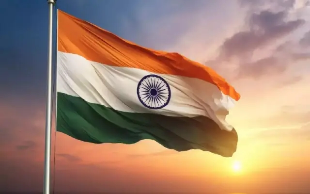 Damaged Tricolour at Mysuru Railway Station Sparks Public Outcry - News Karnataka