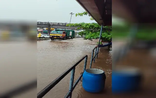 Bus Woes at Kulur: Commuters Struggle as Local Reps Raise Concerns - News Karnataka