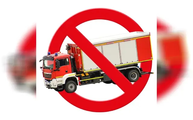Heavy Vehicles Banned on Agumbe Ghati Amid Landslide Risk - News Karnataka