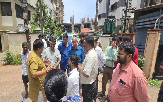 MLA Vedavyasa Kamath Inspects Flood-Hit Areas, Slams Govt for Inaction - News Karnataka