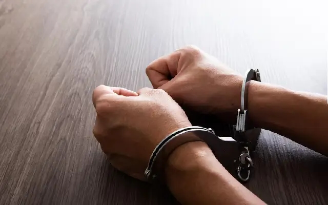 Fake IRS officer from Karnataka nabbed in Nellore after duping locals - News Karnataka