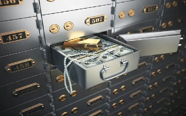 Daring Heist: ₹53 Cr Gold Looted from Canara Bank in Vijayapura - News Karnataka