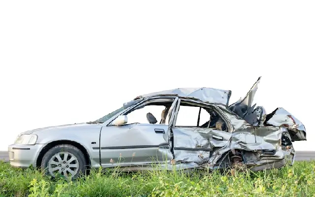 Kia Car Crashes Into Electric Pole Near Udupi; Two Injured - News Karnataka