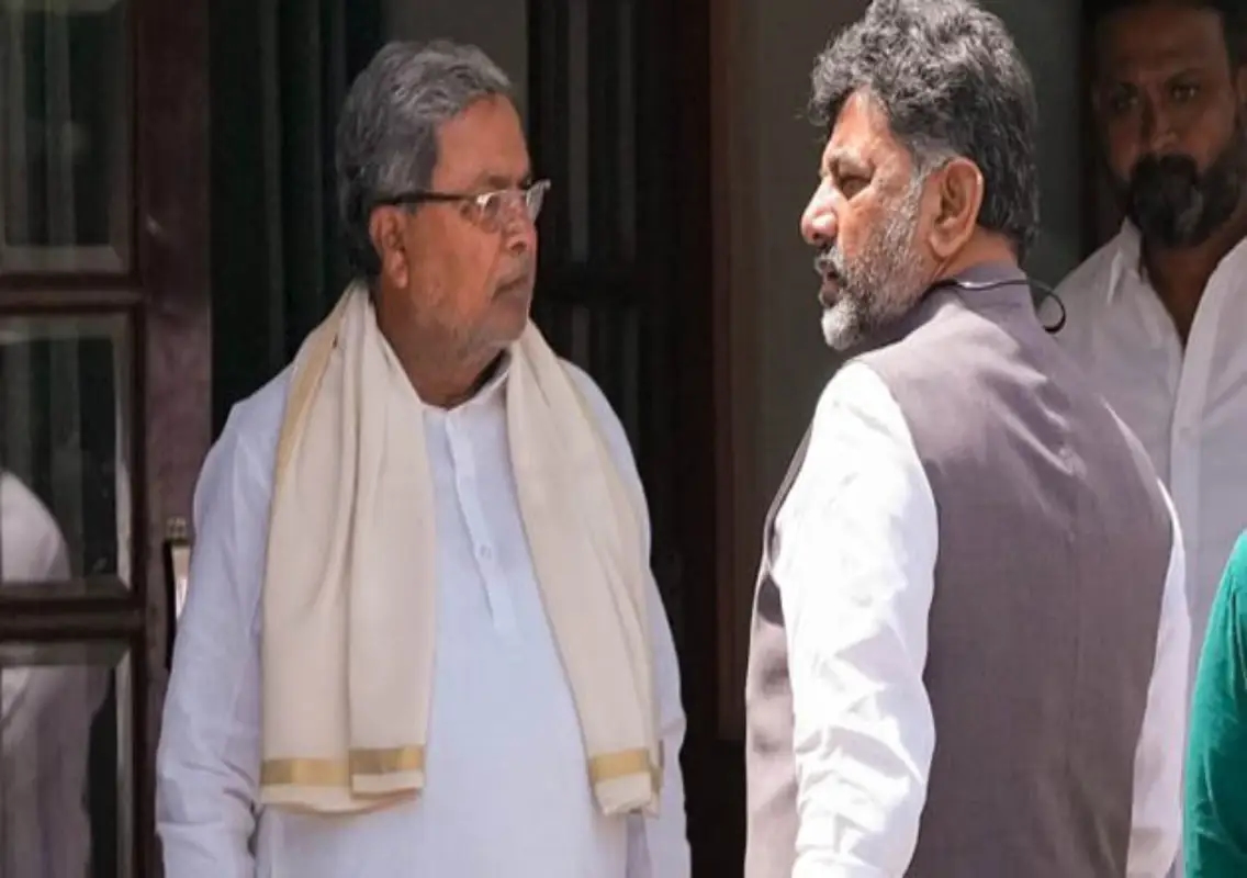 Public Altercation Erupts Between Karnataka CM and Dy CM’s Aides at Karnataka Bhavan - News Karnataka