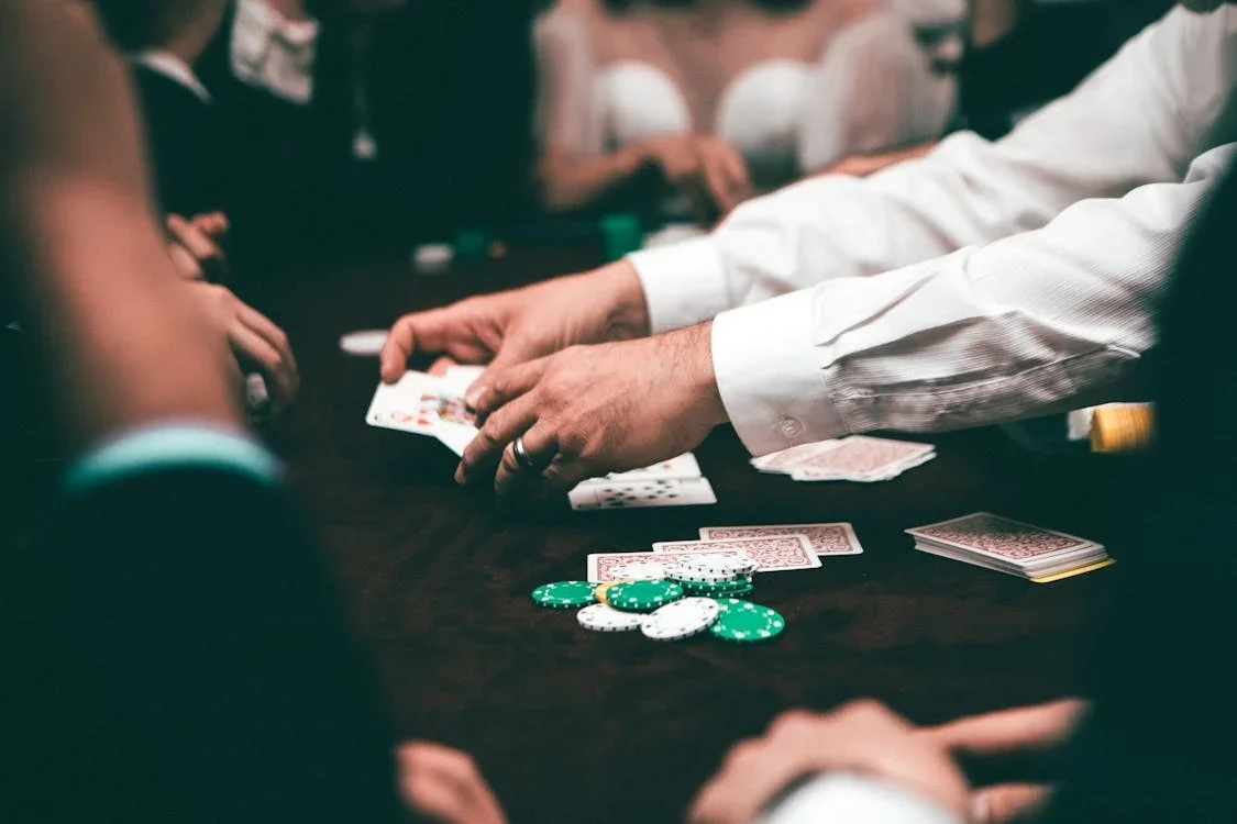 Online Baccarat for Beginners: How to Play, Win, and Have Fun - News Karnataka