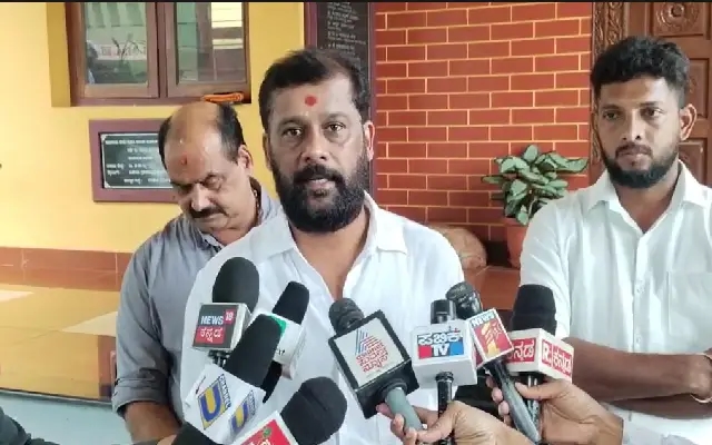 VHP Leader Sharan Pumpwell Booked for Provocative Remarks in Udupi - News Karnataka