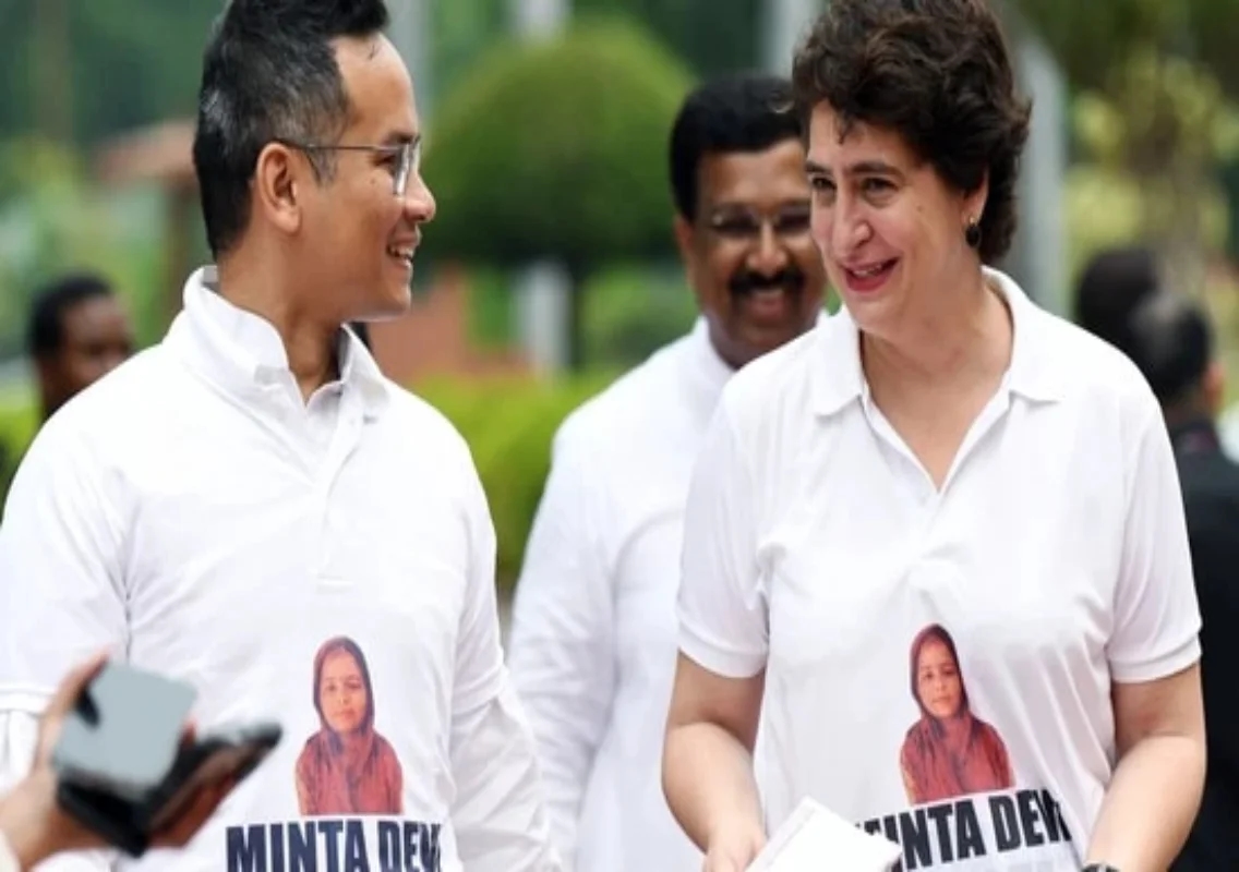 Watch: ‘Who gave them the right?’ — Bihar woman slams Congress over protest T-shirts - News Karnataka