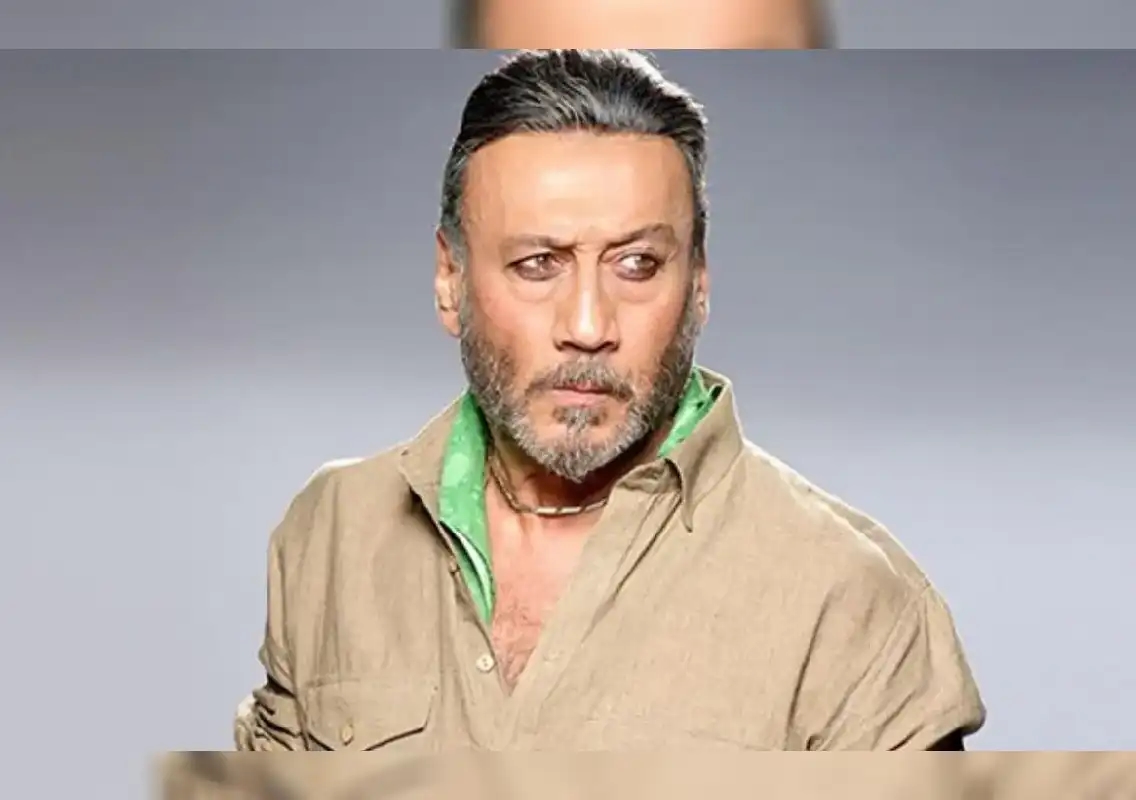 Jackie Shroff warns lives at risk as ambulance gets stuck in Mumbai traffic - News Karnataka