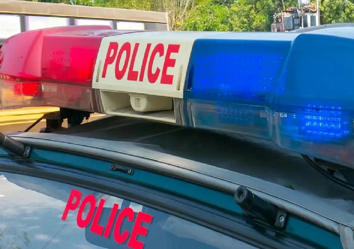 Police bust racket creating fake Aadhaar cards, pahani documents - News Karnataka