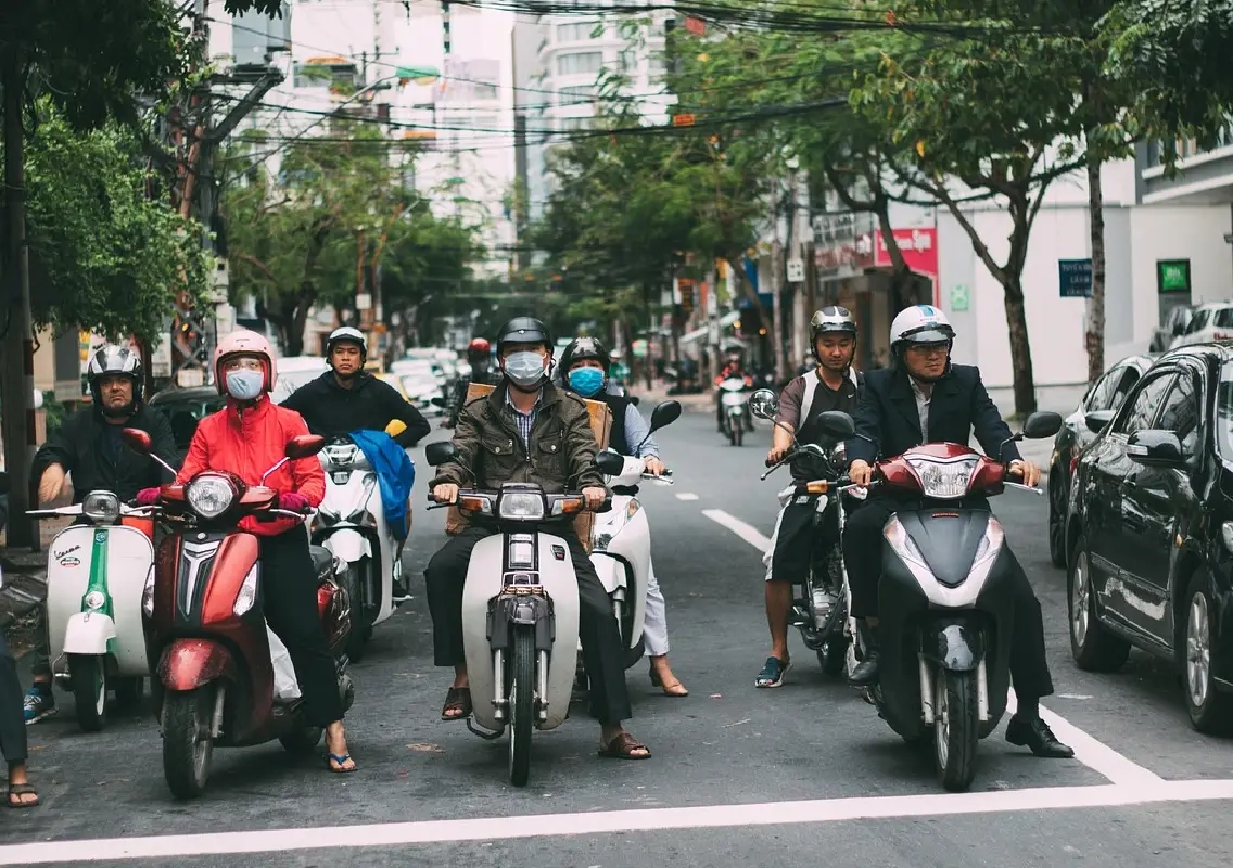 Karnataka government forms high-level committee to look into bike-taxi services - News Karnataka