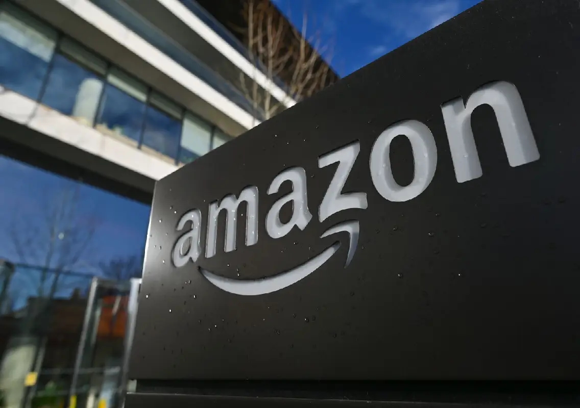 Amazon begins largest-ever layoffs, cutting 30,000 corporate jobs - News Karnataka