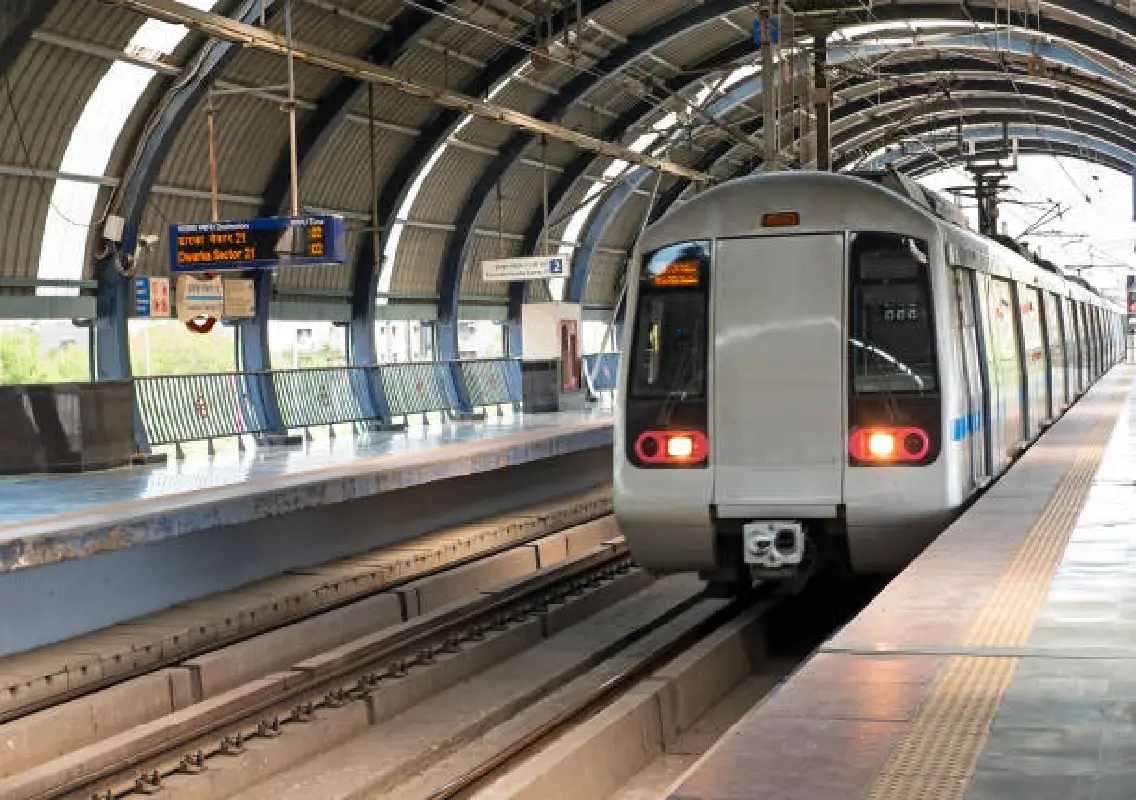 Bengaluru’s Yellow Line Metro receives fifth trainset to reduce wait times - News Karnataka